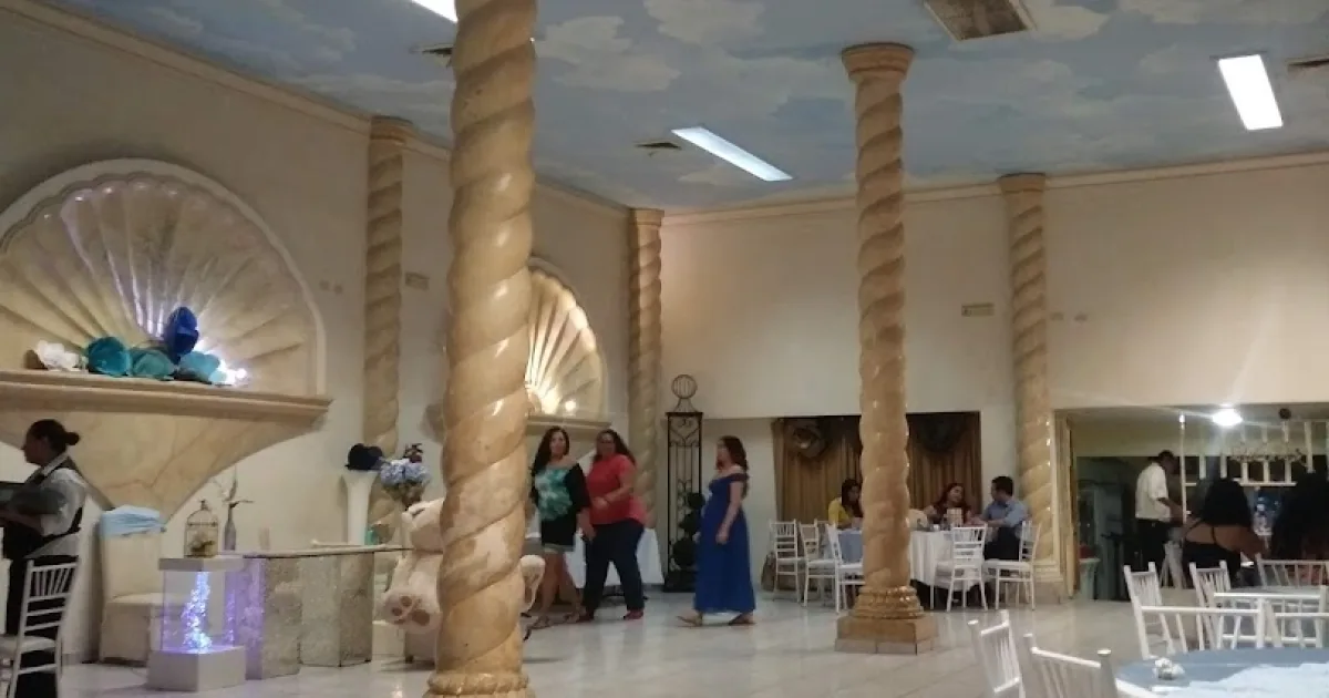 César Palace Salon