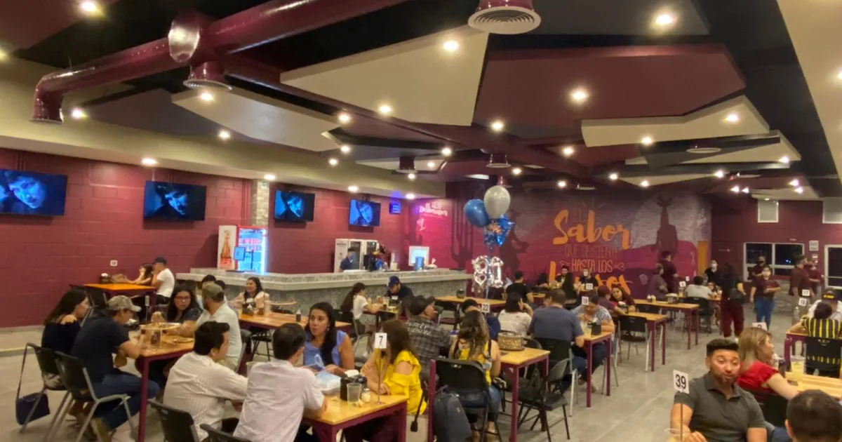 El Deshuesadero Restaurant Bar