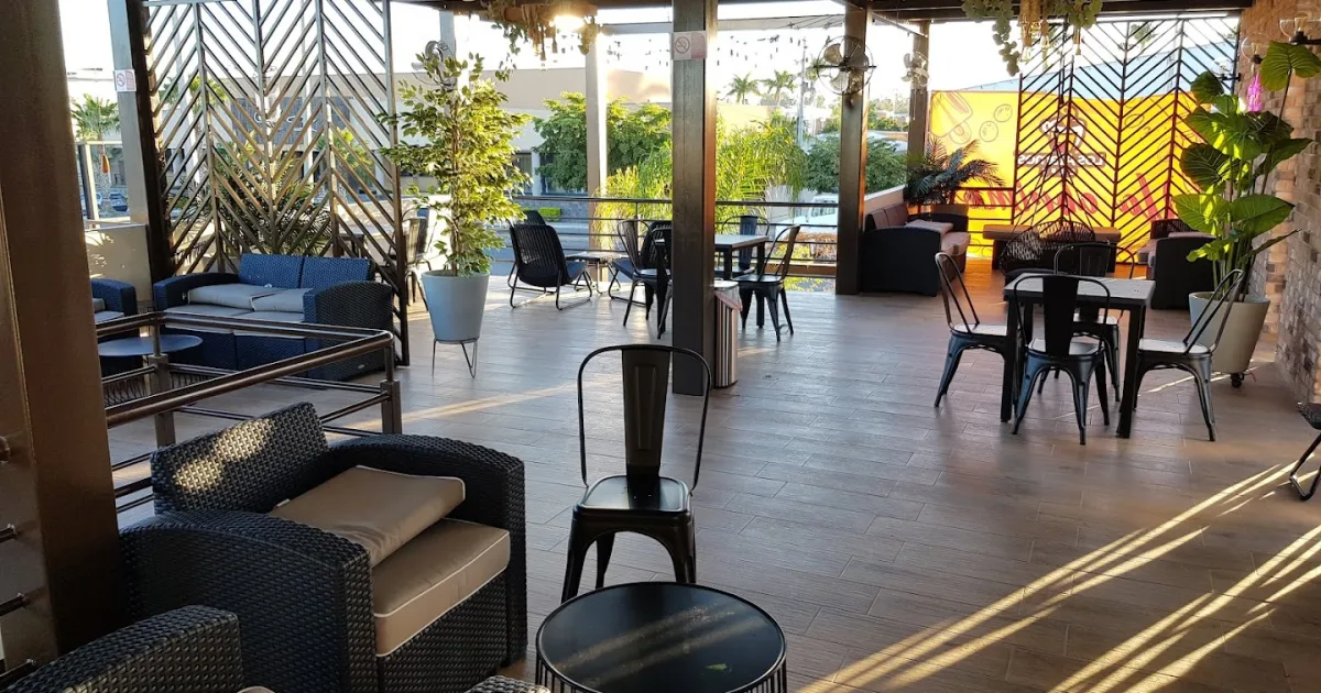 Los Álamos Café