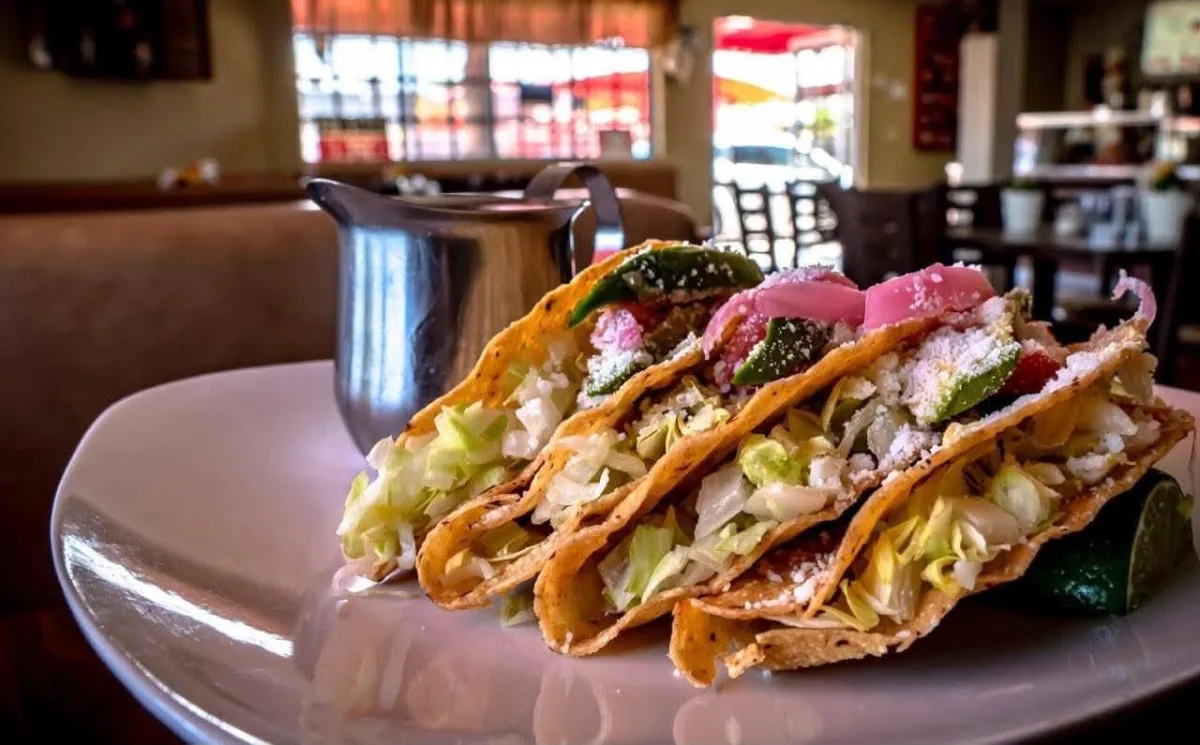 Tacos dorados — Cocina Alfaro, San Luis Río Colorado