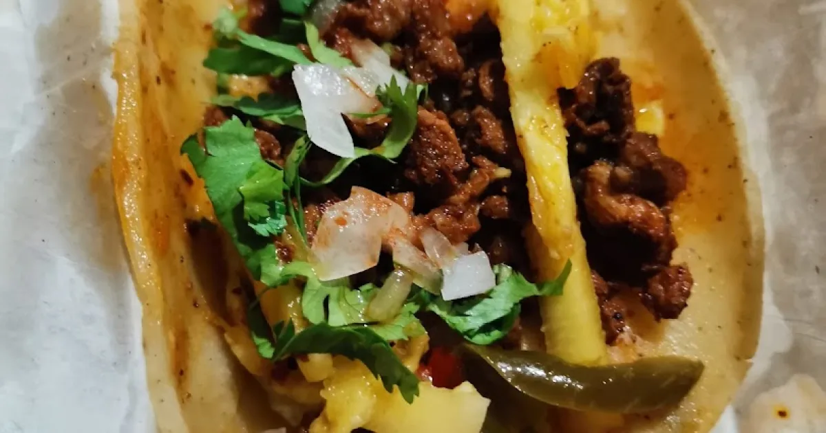 Tacos al pastor Tía Juana