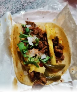 Tacos al pastor Tía Juana